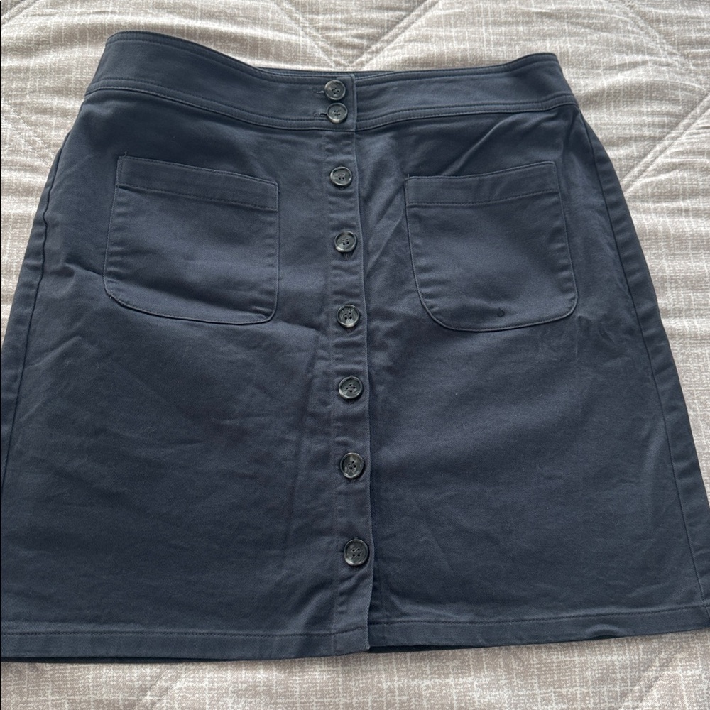 LOFT Charcoal Button-Front Skirt